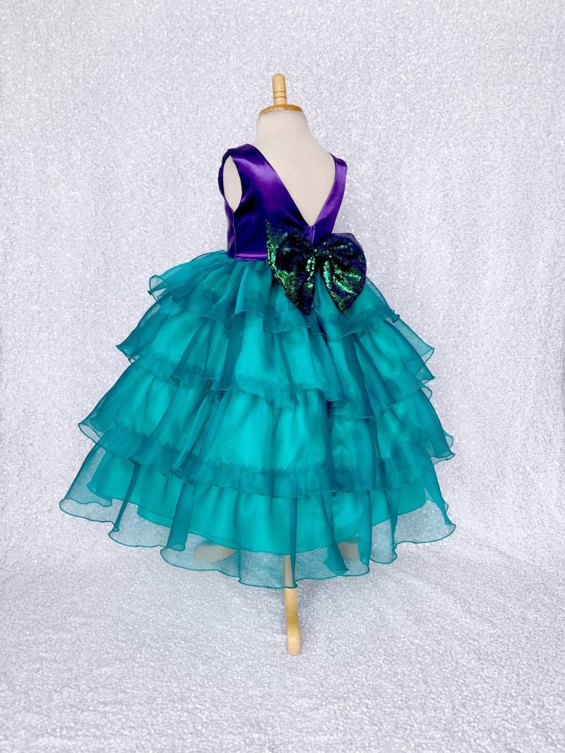 Lila & Teal Organza Kleid Mit Rüschen V-Rücken Satin Urlaubskleid von ToddlersAndTulle