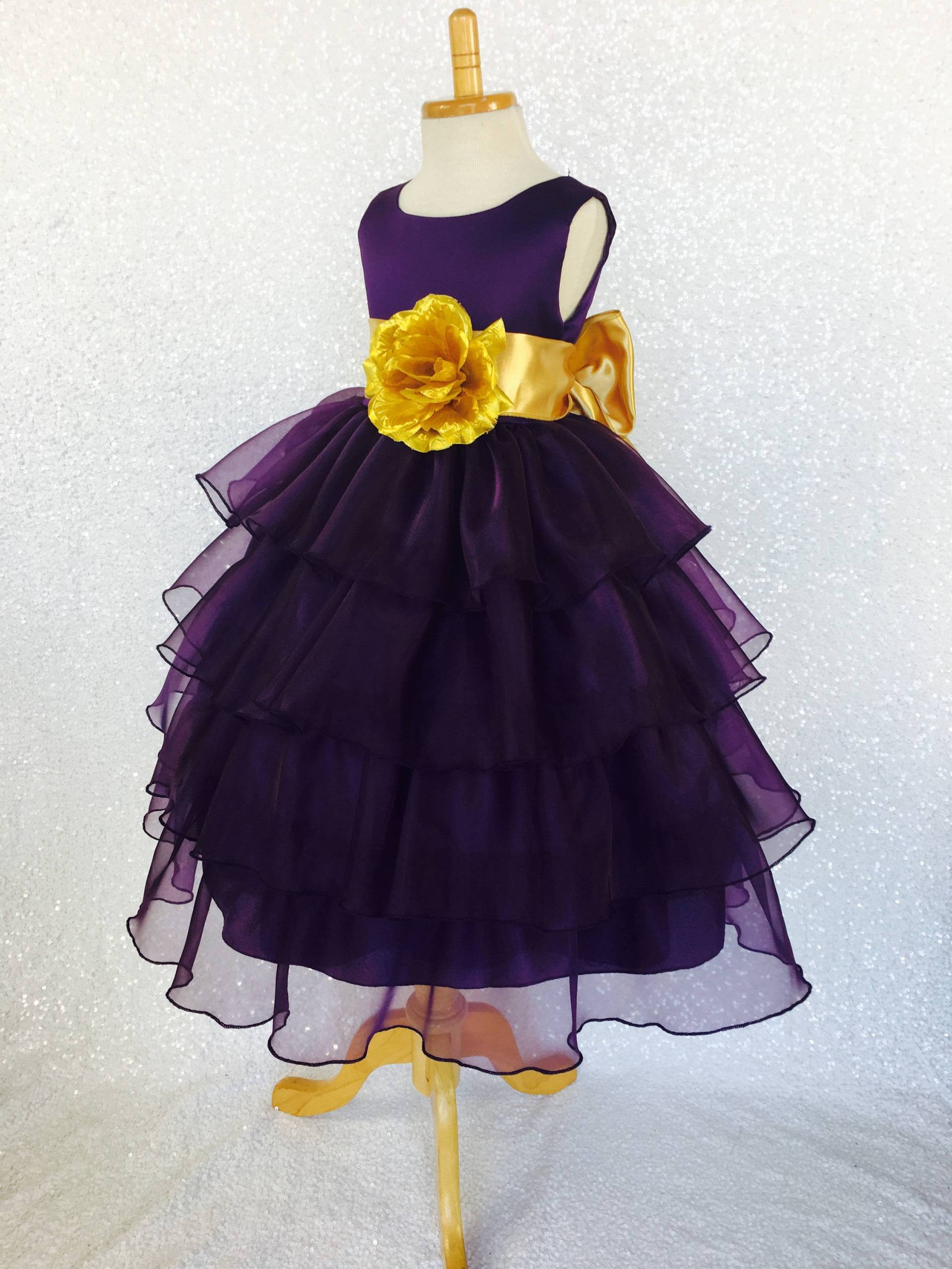Pflaume Rüschen Organza Blumenmädchen Kleid Satin Schärpe von ToddlersAndTulle