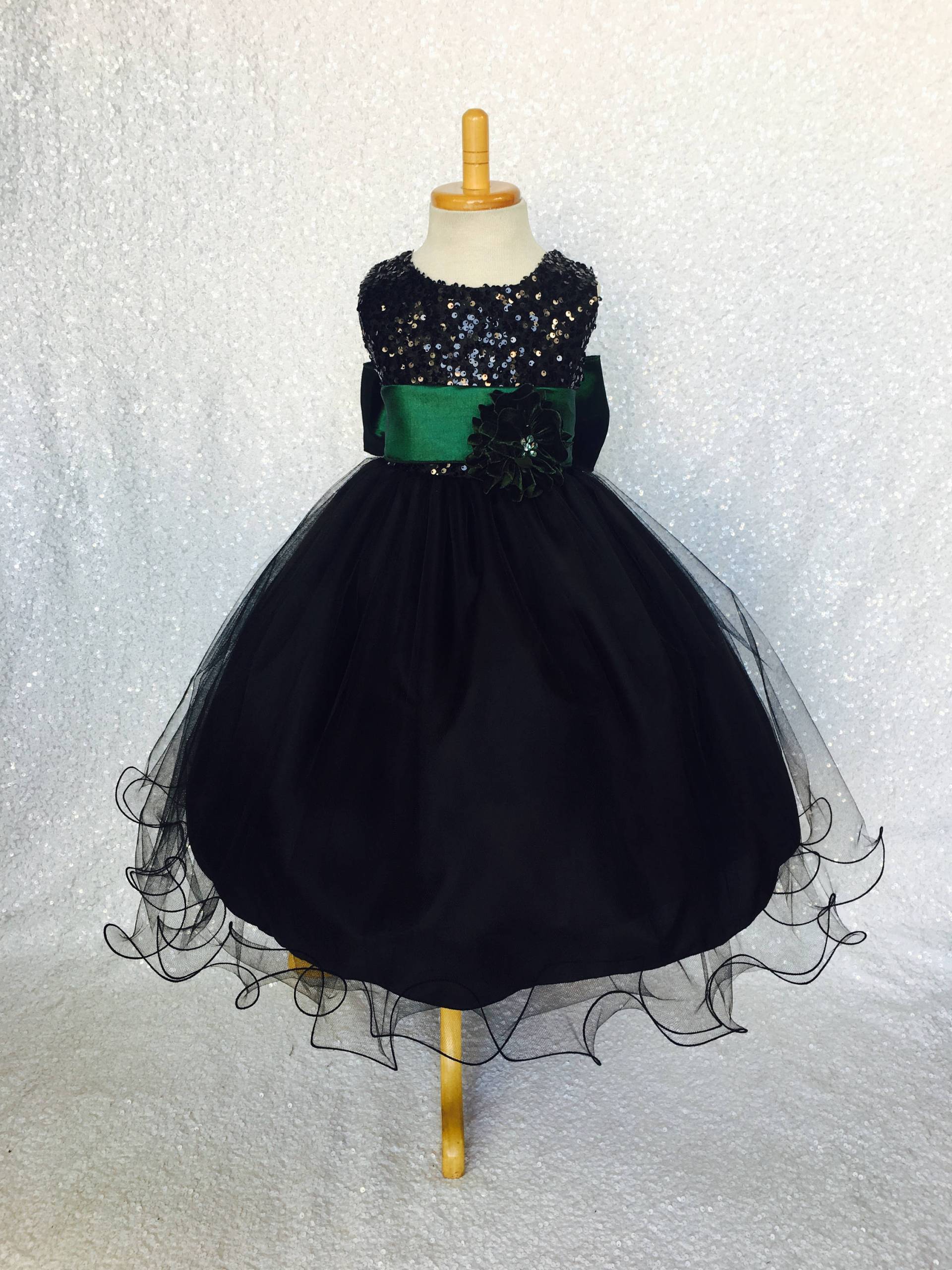 Schwarze Pailletten Blumenmädchen Kleid Tüll Rock, Samt Blume Schärpe von ToddlersAndTulle
