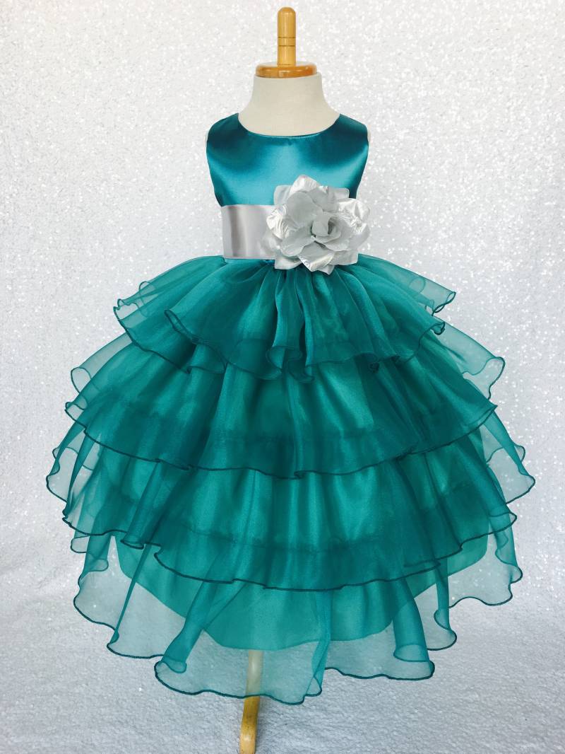 Petrol Rüschen Blumenmädchen Kleid Rustikale Hochzeit, Festzug von ToddlersAndTulle