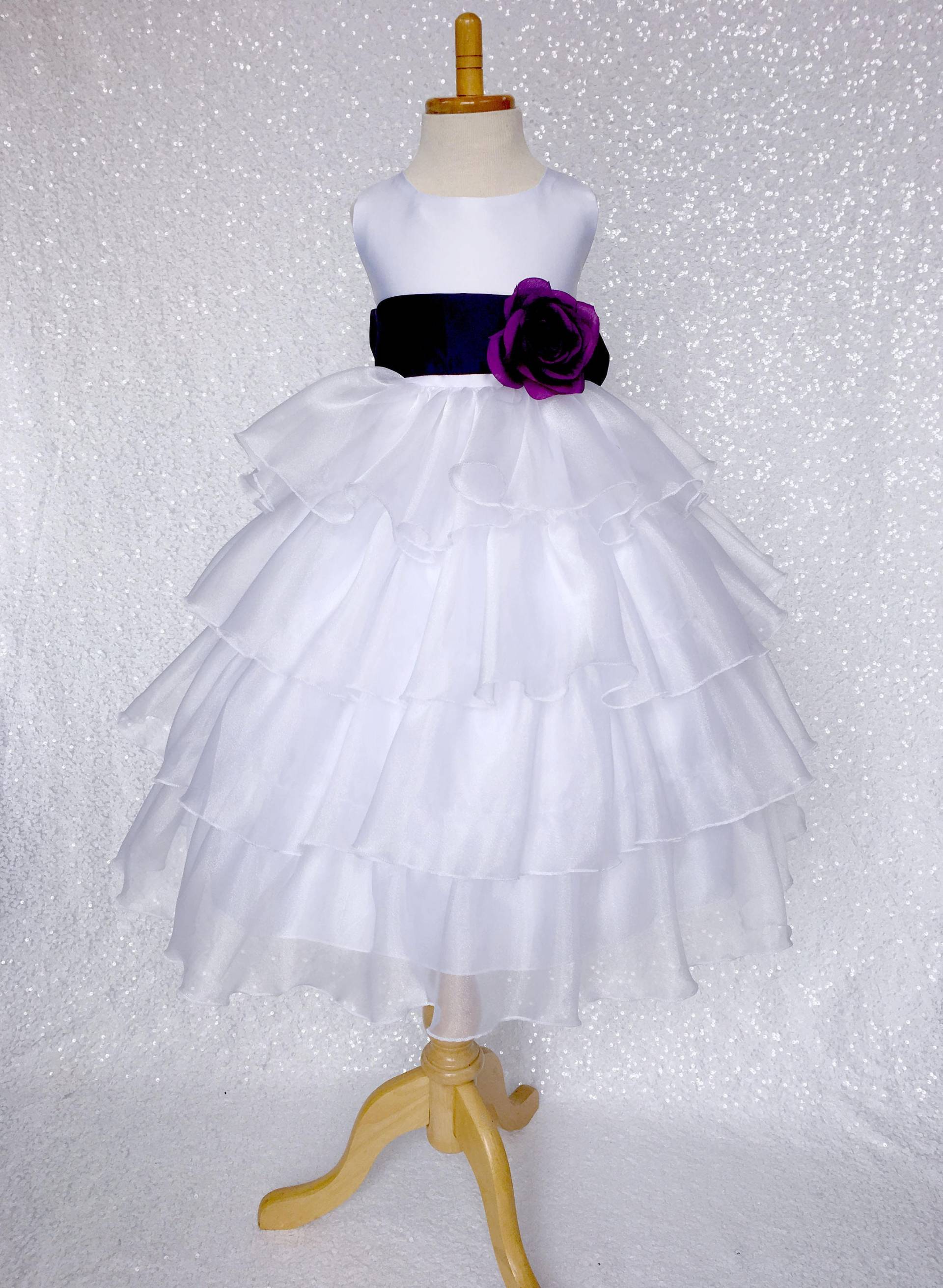 Weiß Geraffte Organza Blumenmädchen Kleid Chic Ostern Frühlings Kleid von ToddlersAndTulle