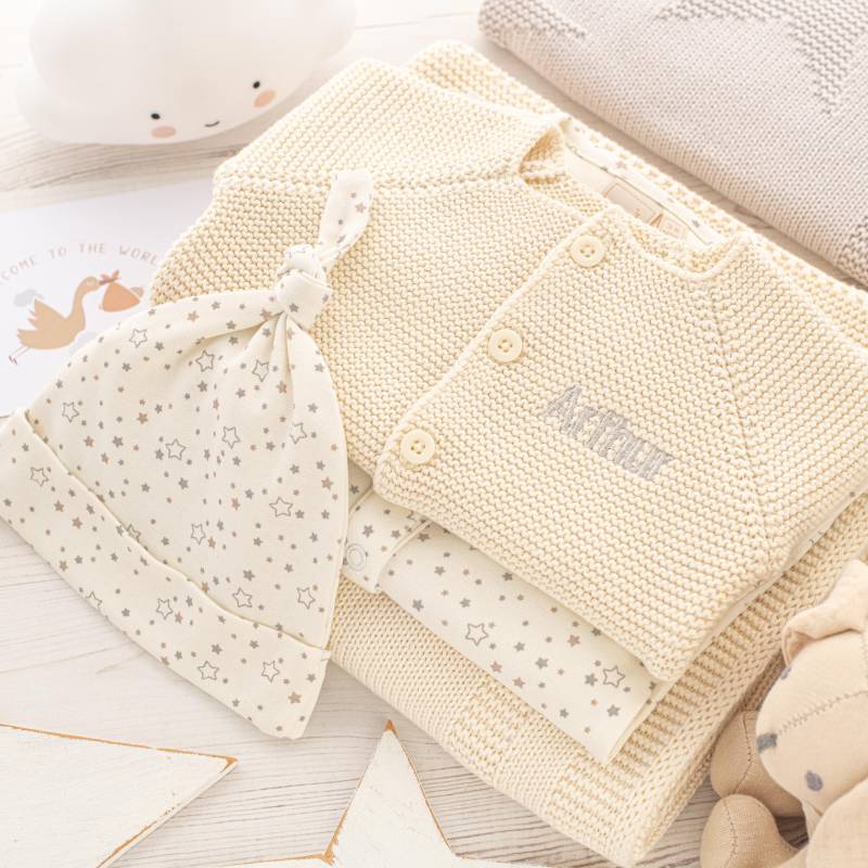 Toffee Moon Little Star Babyparty Unisex Creme Geschenkbox von Toffeemoonbaby