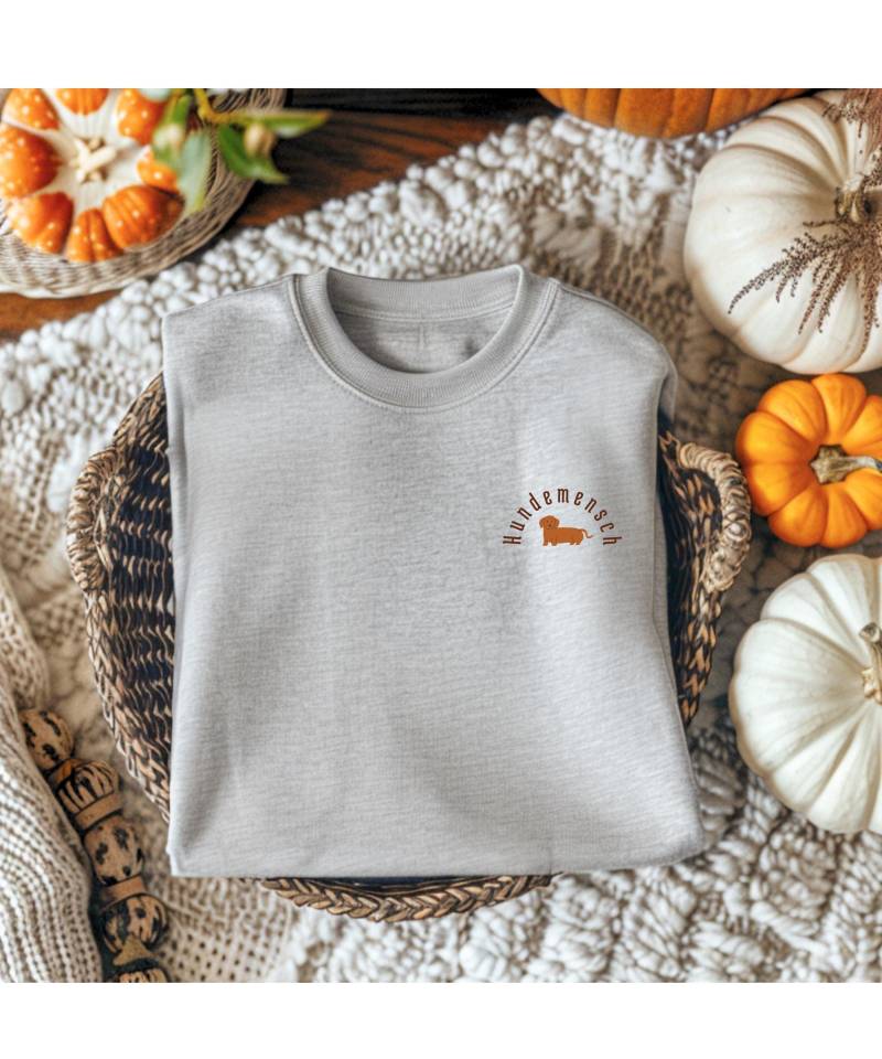 Dog Lover Sweatshirt, Cute Wiener Cozy Crewneck, Dachshund Gift Top, Mom Dad Jumper, Winter Pullover, Animal Print Sweater von ToffeesWorld