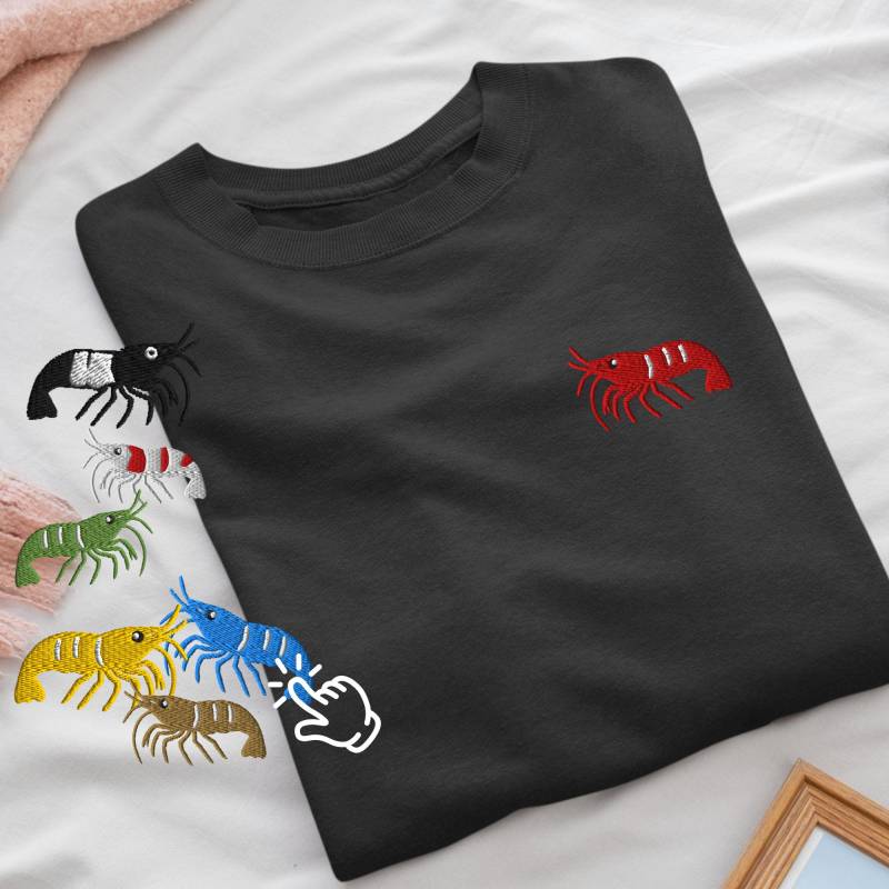 Cherry Garnelen Neocaridina Davidson Besticktes T-Shirt Leichte Baumwolle, Unisex Fit von TofuTigerStudio