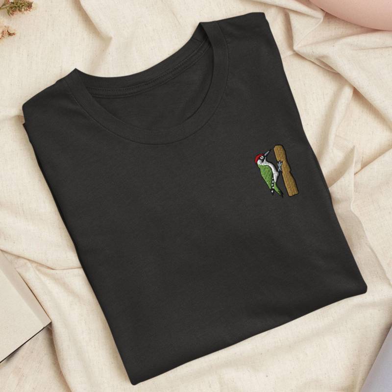 Grünspecht | Picus Viridis Besticktes T-Shirt Aus Leichter Baumwolle, Unisex-Passform von TofuTigerStudio