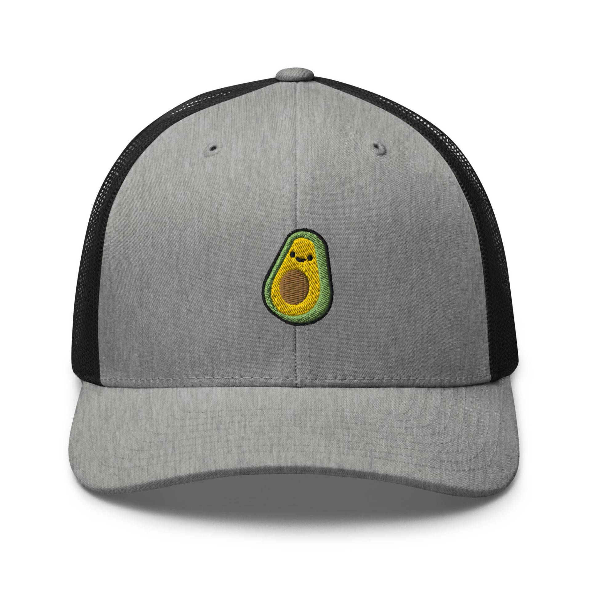 Kawaii Avocado Bestickter Retro Trucker-Hut - Strukturiert Mit Netzrücken in Verschiedenen Farben von TofuTigerStudio