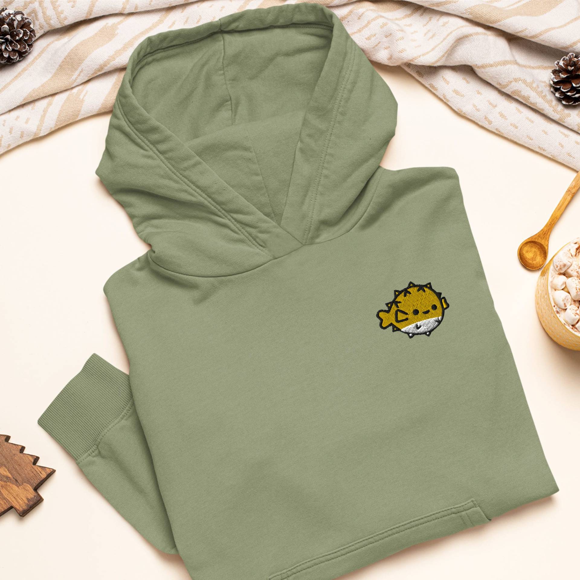 Kugelfisch Bestickter Hoodie Schwere Mischung Aus Baumwolle Und Polyester, Unisex-Passform Kugelfisch Bestickter Hoodie Schwere Mischung Aus Baumwolle Und Polyester, Unisex-Passform von TofuTigerStudio