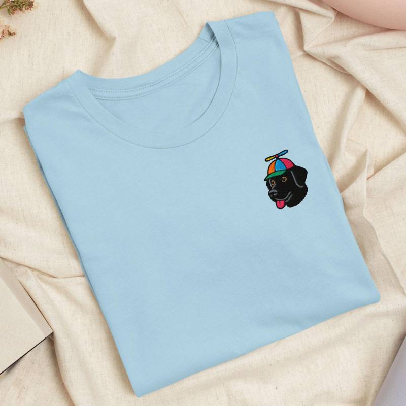 Propeller Hat Schwarz Labrador Bestickt T-Shirt Leichte Baumwolle, Unisex Fit von TofuTigerStudio