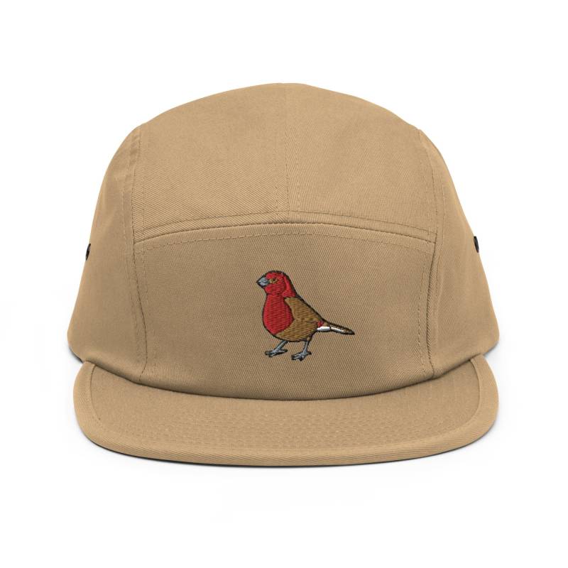 Red House Finch Bestickte 5-Panel-Baumwoll-Camper-Cap Verstellbare Passform von TofuTigerStudio