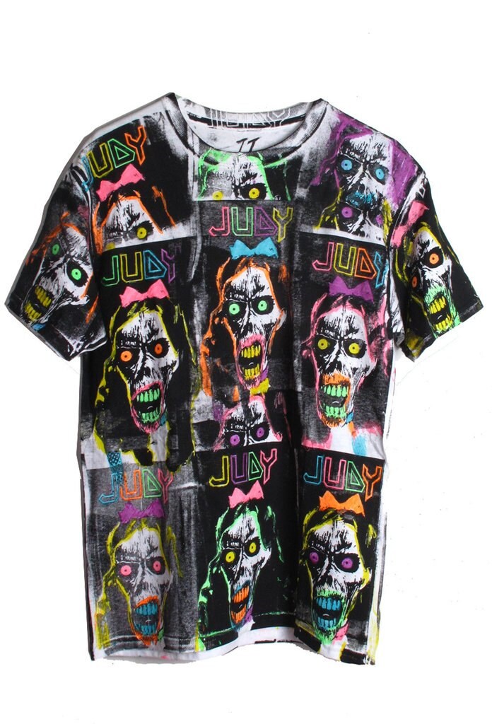 Überall Judy T-Shirt von TomKnightNYC