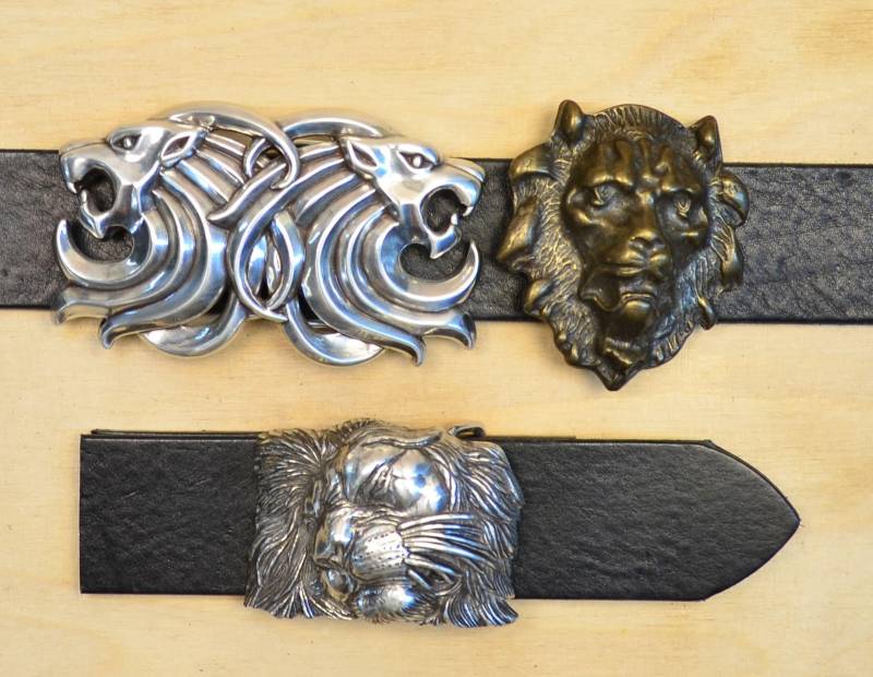 Gürtelschließe Für 4cm Gürtel Mit Tiermotiv Löwe von TomSanderShop