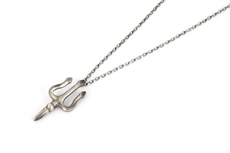 Handgemachte Sterling Silber Trident Halskette - Oxidation Finish von TomerM
