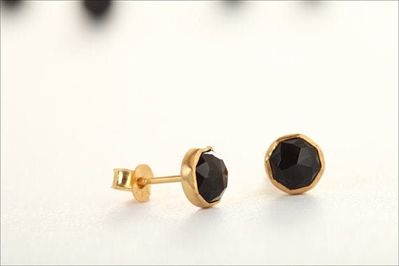 Schwarze Onyx Ohrstecker - Elegante Ohrringe Für Brautjungfern von TomerMJewelryForHer