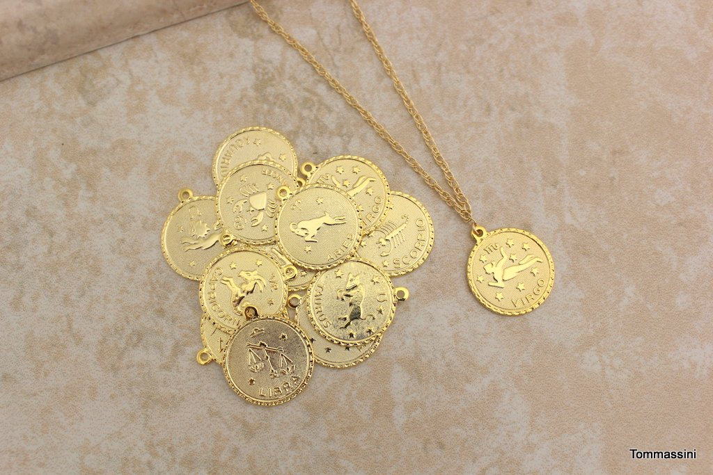 sternzeichen Halskette, Horoskop Medaillon Münze Halskette Geschenk, Layering von TommassiniJewelry