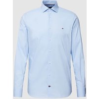 Tommy Hilfiger Tailored Slim Fit Business-Hemd mit  Haifischkragen Modell 'CORE' in Bleu, Größe 40 von Tommy Hilfiger Tailored