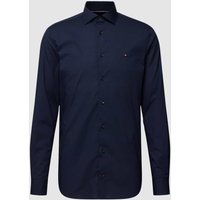 Tommy Hilfiger Tailored Slim Fit Business-Hemd mit  Haifischkragen Modell 'CORE' in Marine, Größe 41 von Tommy Hilfiger Tailored