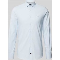 Tommy Hilfiger Tailored Slim Fit Business-Hemd mit Kentkragen Modell 'Parker' in Bleu, Größe 44 von Tommy Hilfiger Tailored