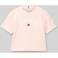 Tommy Hilfiger Teens T-Shirt mit Rundhalsausschnitt und Label-Stitching in Apricot, Größe 176 von Tommy Hilfiger Teens