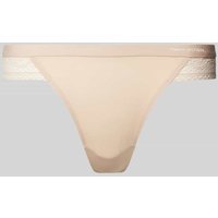 TOMMY HILFIGER String mit Spitzenbesatz Modell 'TAILORED COMFORT THONG' in Beige, Größe S von Tommy Hilfiger