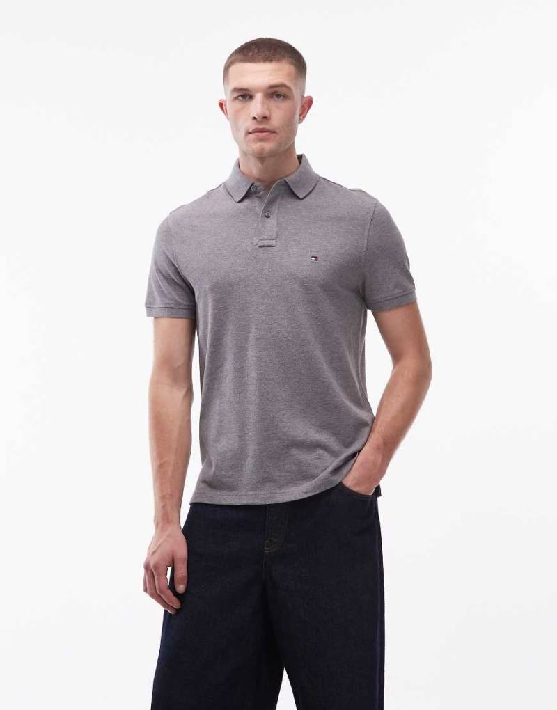Tommy Hilfiger - 1985 - Regular-Fit-Polohemd in Grau von Tommy Hilfiger
