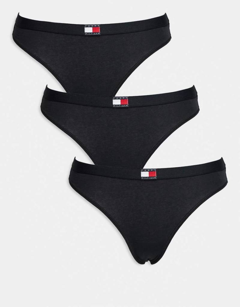 Tommy Hilfiger - 3er-Pack Tangas in Schwarz mit Flaggen-Detail von Tommy Hilfiger