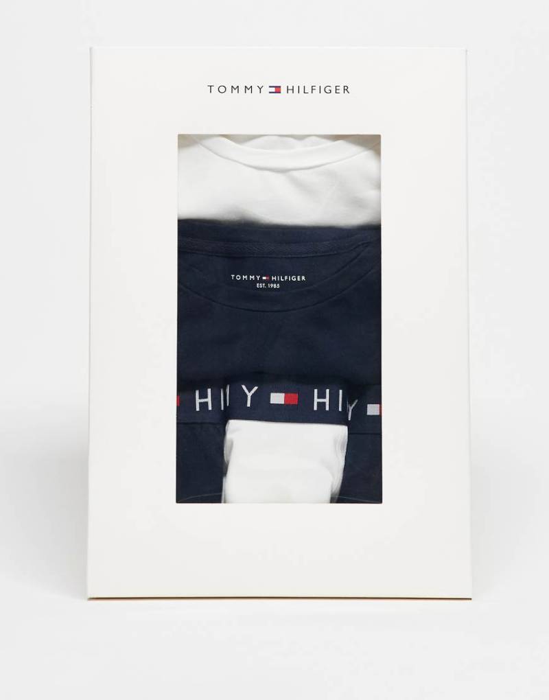 Tommy Hilfiger - 5-teiliges Set aus T-Shirts und Boxershorts in Weiß und Marineblau von Tommy Hilfiger