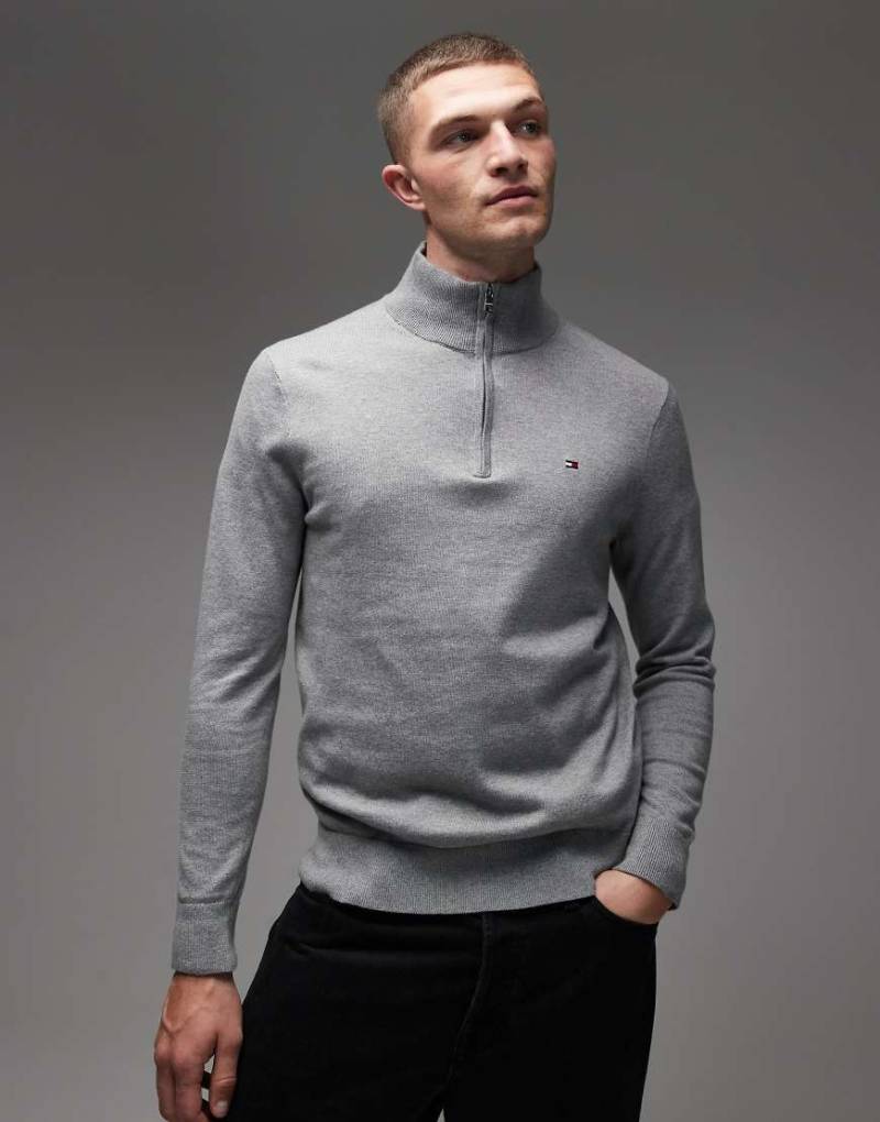 Tommy Hilfiger - Basic-Pullover aus Baumwolle in Grau mit kurzem Reißverschluss von Tommy Hilfiger