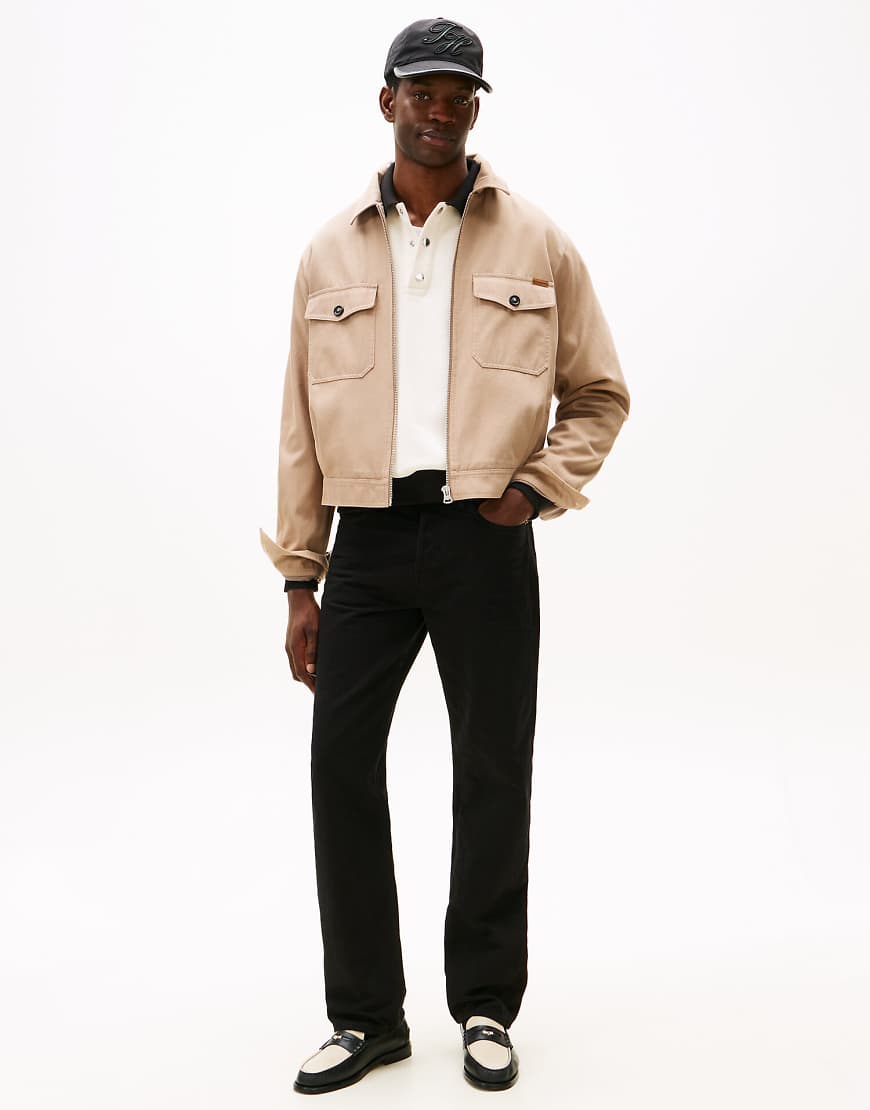 Tommy Hilfiger - Gewaschene Straight-Leg-Jeans in normaler Passform in Schwarz von Tommy Hilfiger