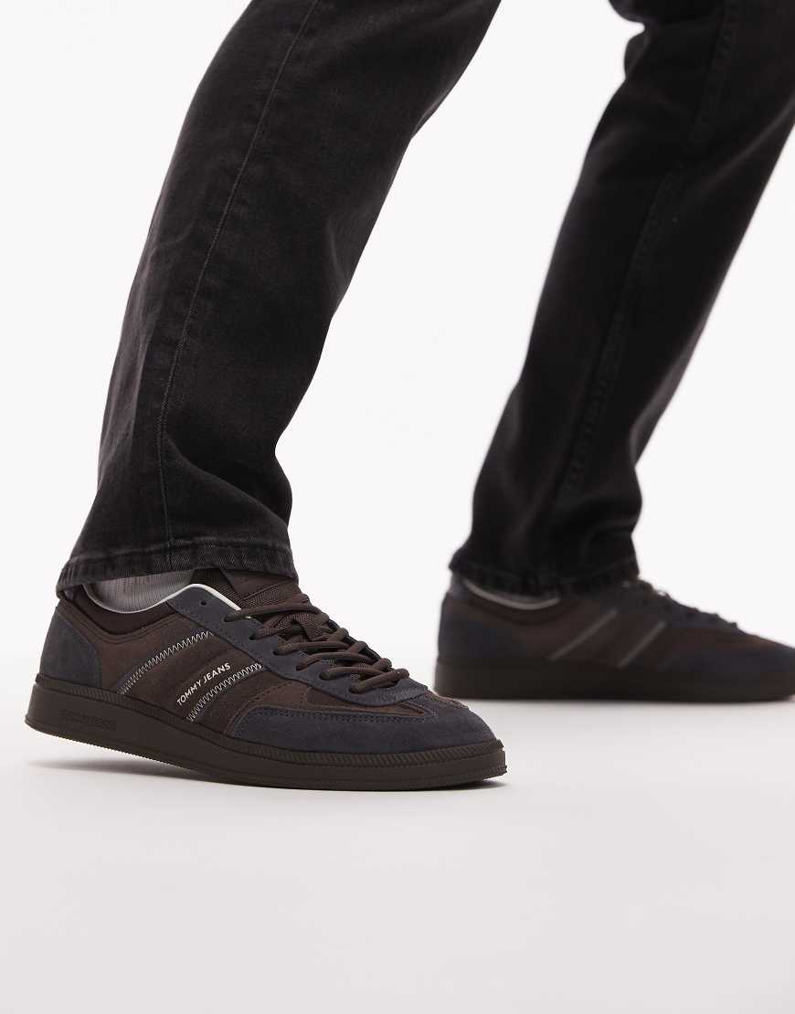 Tommy Hilfiger - Greenwich - Sneaker aus Wildleder in Braun-Grün von Tommy Hilfiger