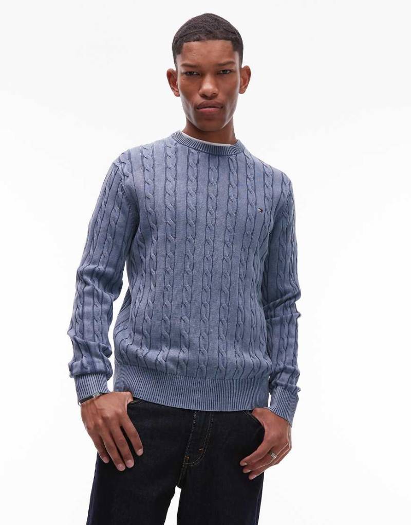 Tommy Hilfiger - Grobstrick-Pullover in Nebelblau mit Zopfmuster von Tommy Hilfiger