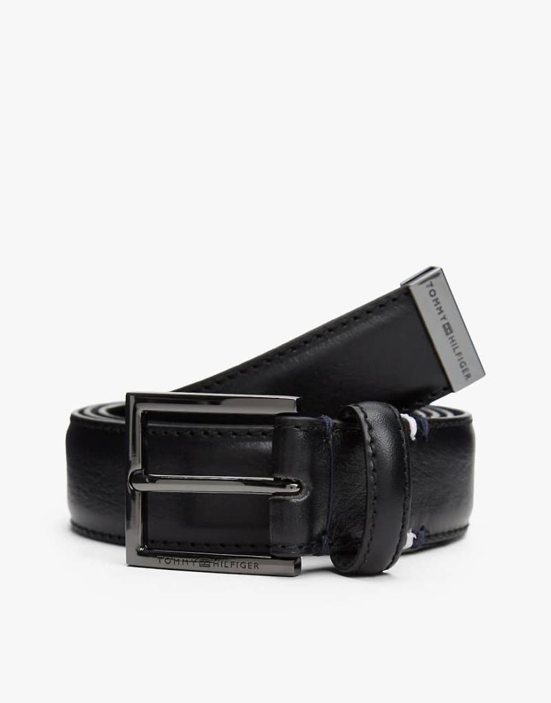 Tommy Hilfiger - Gürtel aus genarbtem Leder in Schwarz mit Endstück aus Metall von Tommy Hilfiger