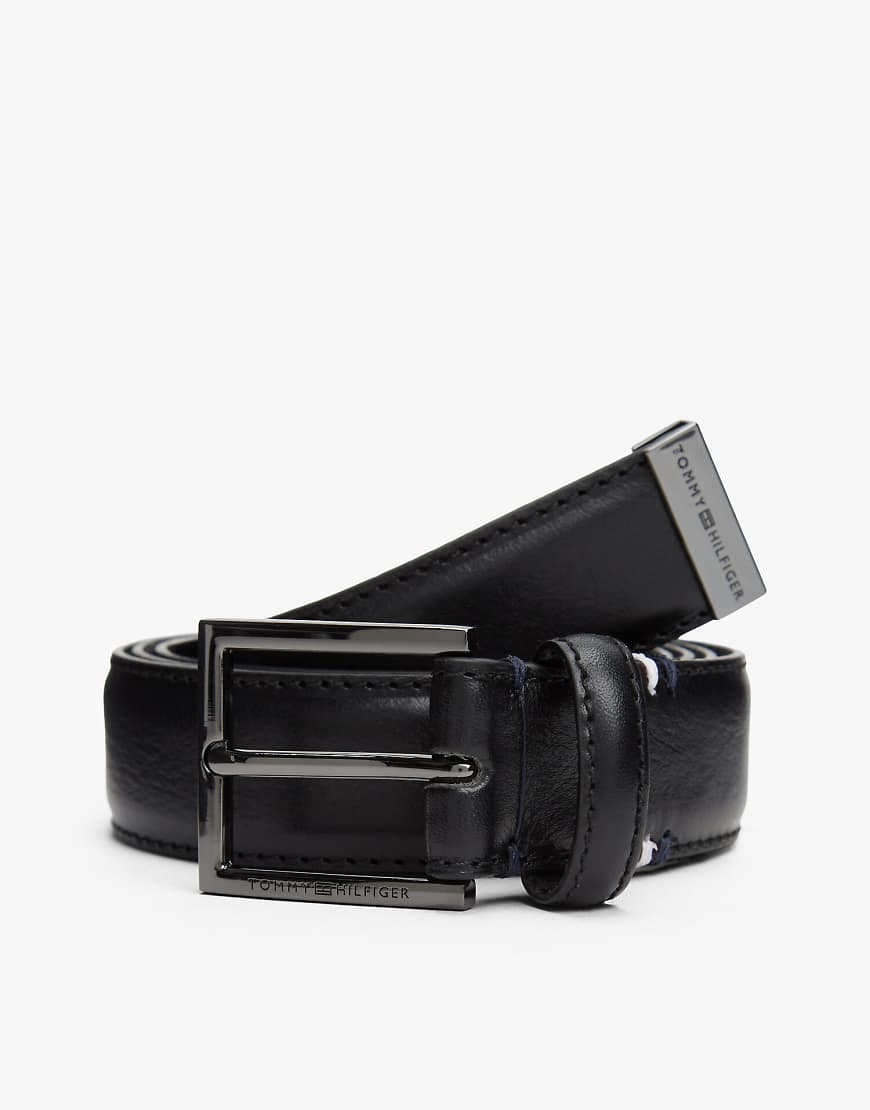 Tommy Hilfiger - Gürtel aus genarbtem Leder in Schwarz mit Endstück aus Metall von Tommy Hilfiger