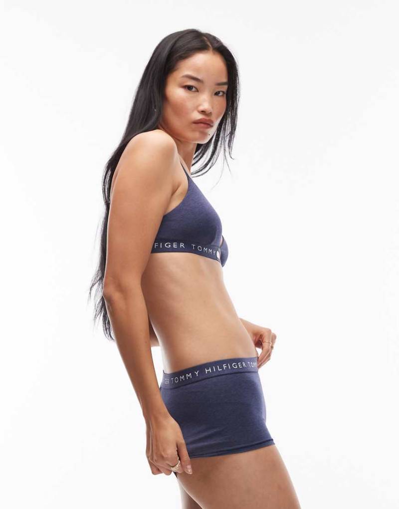 Tommy Hilfiger - Heritage - Boyleg-Shorts in Heide-Marineblau mit klassischem Logo von Tommy Hilfiger