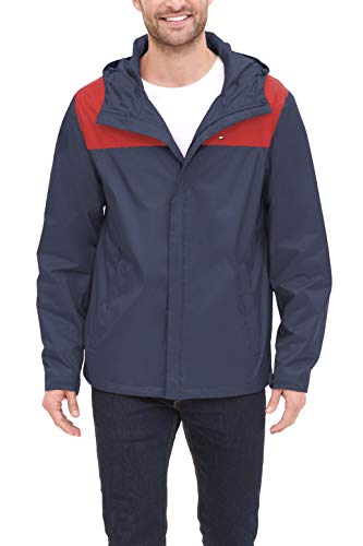 Tommy Hilfiger Herren Leichte, atmungsaktive, wasserdichte Kapuzenjacke Regenmantel, Marineblau/rot, M von Tommy Hilfiger