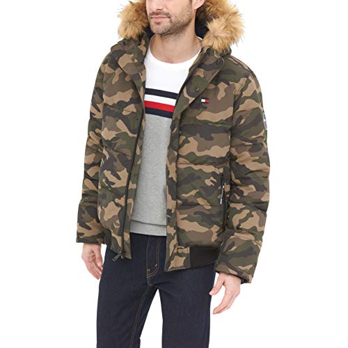 Tommy Hilfiger Herren Quilted Arctic Cloth Snap Front Snorkel Bomber Jacket Parka, Camouflage, Mittel von Tommy Hilfiger