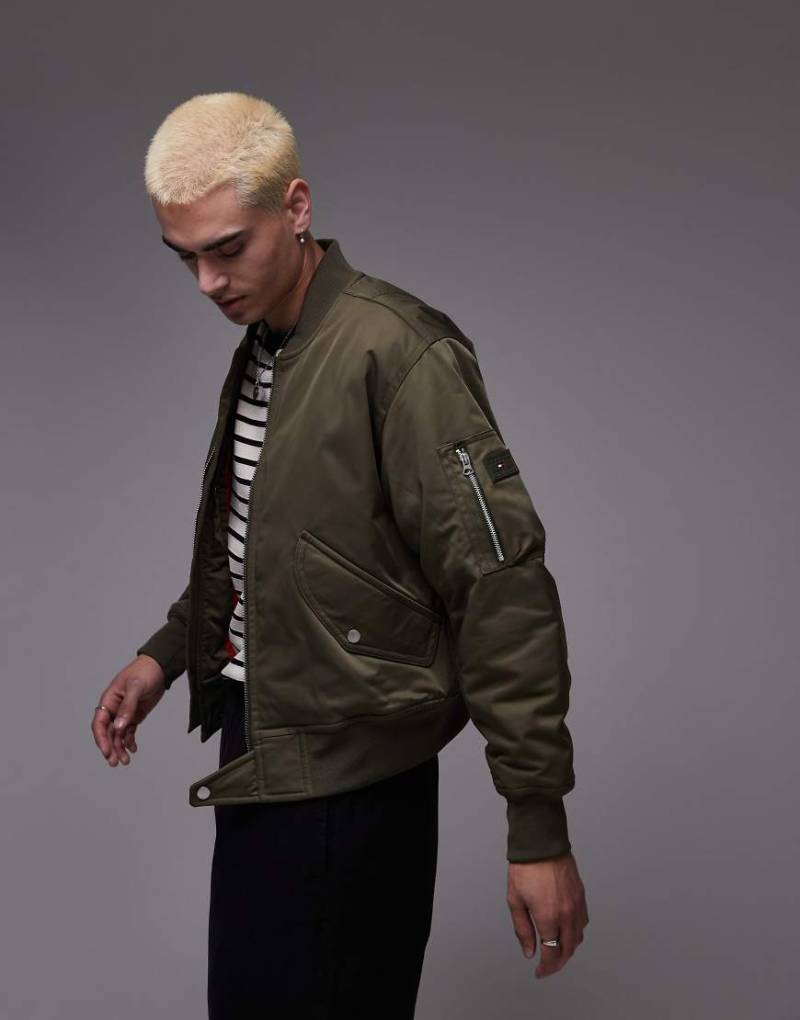 Tommy Hilfiger - Hochwertige Bomberjacke in Armeegrün von Tommy Hilfiger