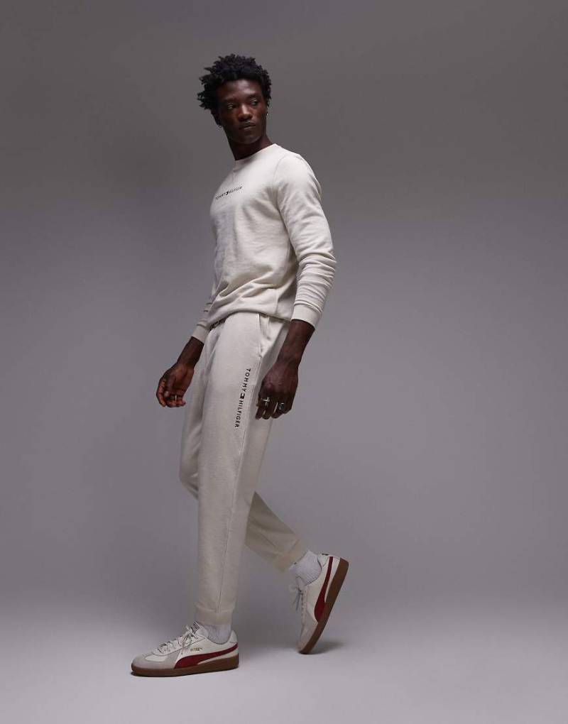 Tommy Hilfiger - Jogginghose in Wollweiß mit Logo von Tommy Hilfiger