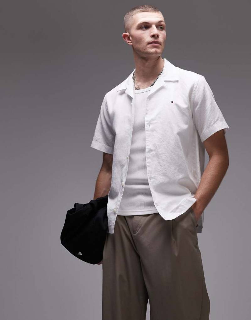 Tommy Hilfiger - Kurzärmliges Hemd aus Leinenmix in Weiß von Tommy Hilfiger