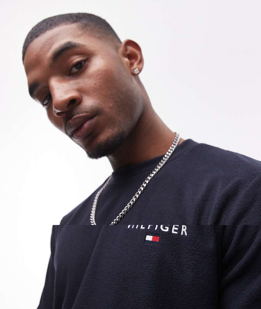 Tommy Hilfiger - Original - Lounge-Geschenkset mit Sweatshirt und Jogginghose in Marineblau von Tommy Hilfiger