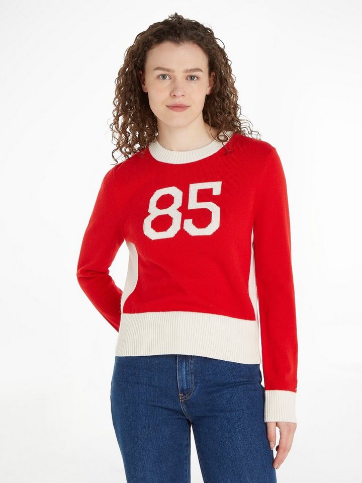 Tommy Hilfiger Rundhalspullover VARSITY 85 GRAPHIC C-NK SWT mit Logopatch Tommy Hilfiger Rundhalspullover VARSITY 85 GRAPHIC C-NK SWT mit Logopatch von Tommy Hilfiger