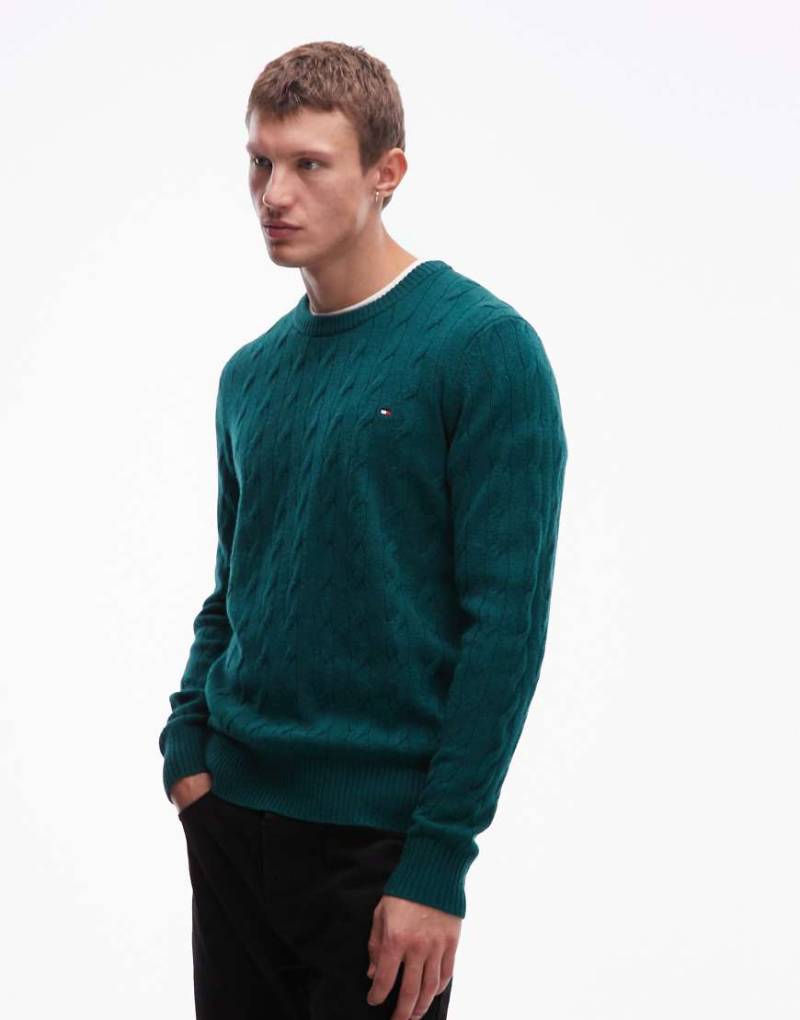 Tommy Hilfiger - Strickpullover aus Lammwolle in Dunkelgrün mit Zopfmuster von Tommy Hilfiger