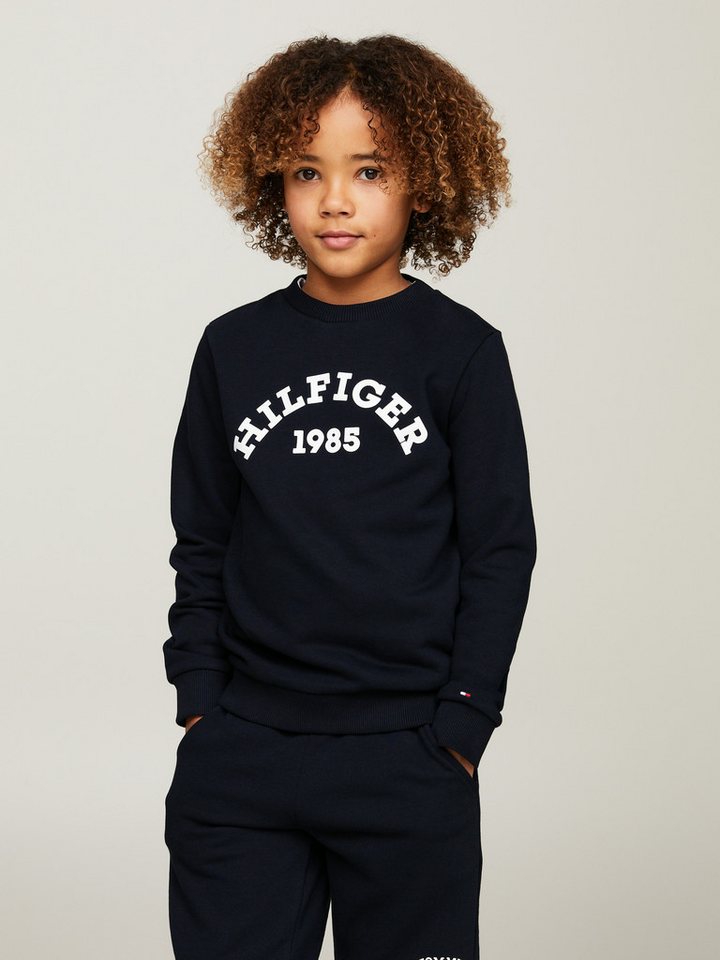 Tommy Hilfiger Sweatshirt HILFIGER 1985 SWEATSHIRT Kinder bis 16 Jahre, mit Logo-Print von Tommy Hilfiger