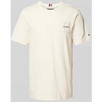 Tommy Hilfiger T-Shirt mit Label-Patch in Beige, Größe M von Tommy Hilfiger