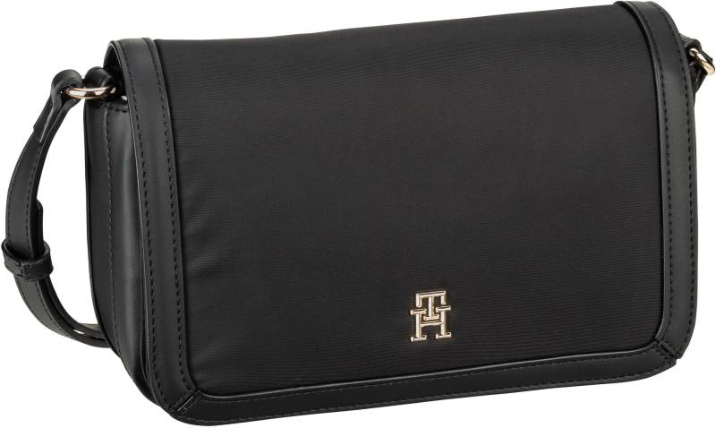 Tommy Hilfiger TH Essential S Flap Crossover PSP24  in Schwarz (2.4 Liter), Umhängetasche von Tommy Hilfiger