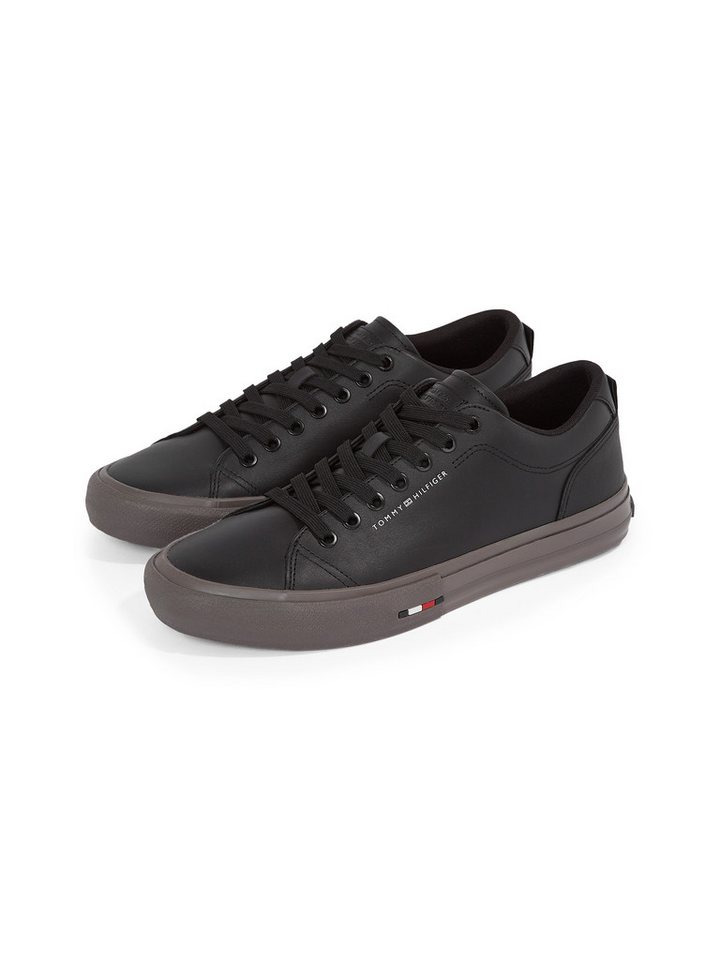 Tommy Hilfiger TH HI VULC STREET LTH PATCH Sneaker, Freizeitschuh, Halbschuh, Schnürschuh mit kleiner Logoflagge von Tommy Hilfiger