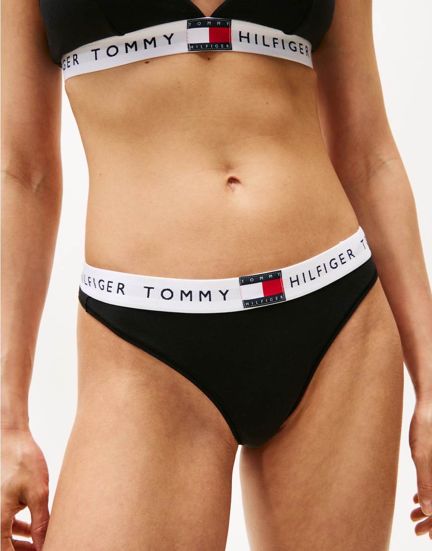 Tommy Hilfiger - Tanga in Schwarz Tommy Hilfiger - Tanga in Schwarz von Tommy Hilfiger