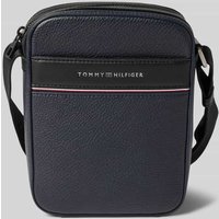Tommy Hilfiger Umhängetasche mit Label-Detail Modell 'REPORTER' in Marine, Größe 1 von Tommy Hilfiger