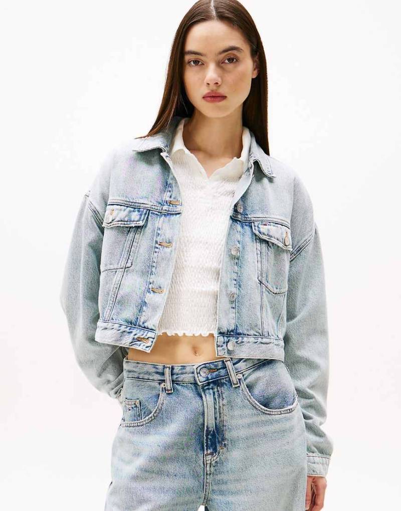 Tommy Jeans - Cropped Trucker-Jacke in Hellblau von Tommy Jeans