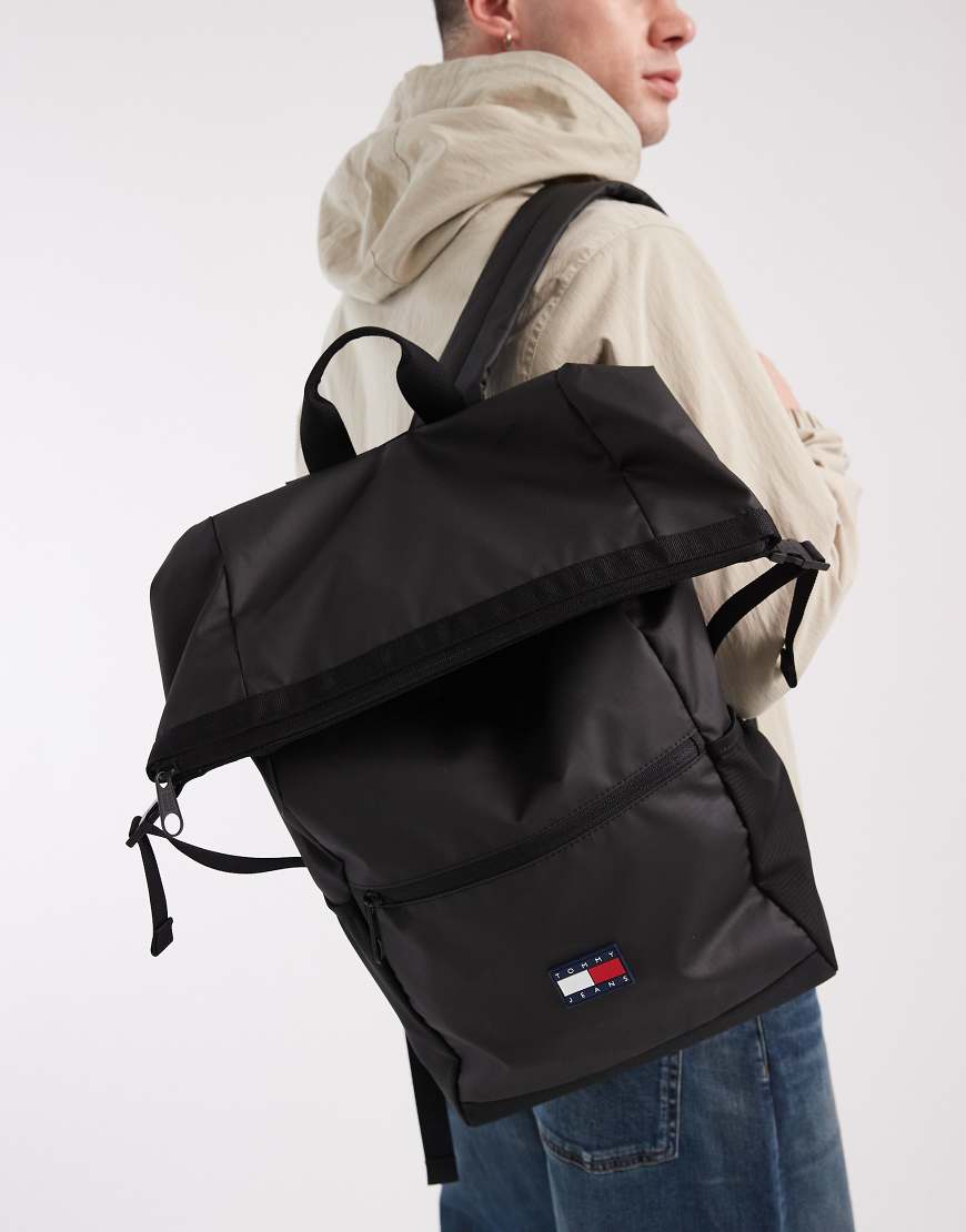Tommy Jeans - Daily - Funktions-Rucksack in Schwarz mit Rolltop von Tommy Jeans