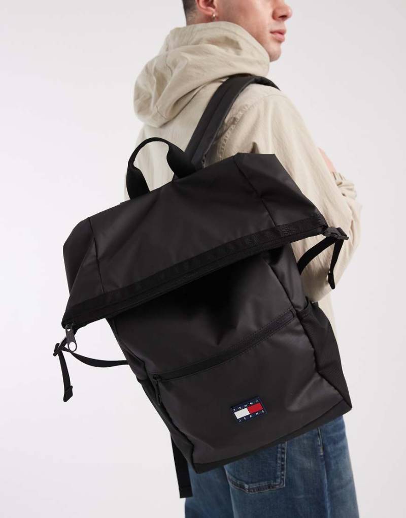 Tommy Jeans - Daily - Funktions-Rucksack in Schwarz mit Rolltop von Tommy Jeans